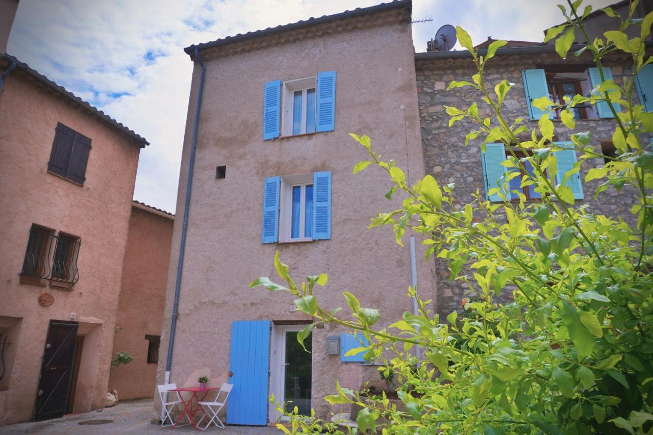 Maison De Village La Clemaline Figanières Exteriér fotografie